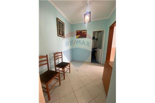 Tirane, shitet apartament 1+1 Kati 7, 70 m² 72.000 Euro (Fresk)