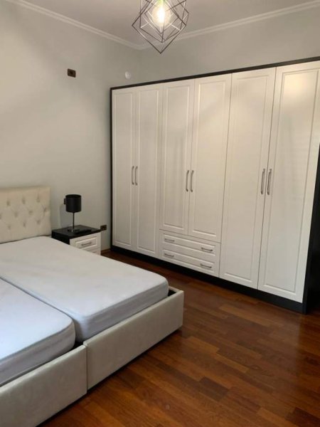 Tirane, jepet me qera apartament 1+1+A+BLK Kati 3, 60 m² 420 Euro (QYTET STUDENTI)