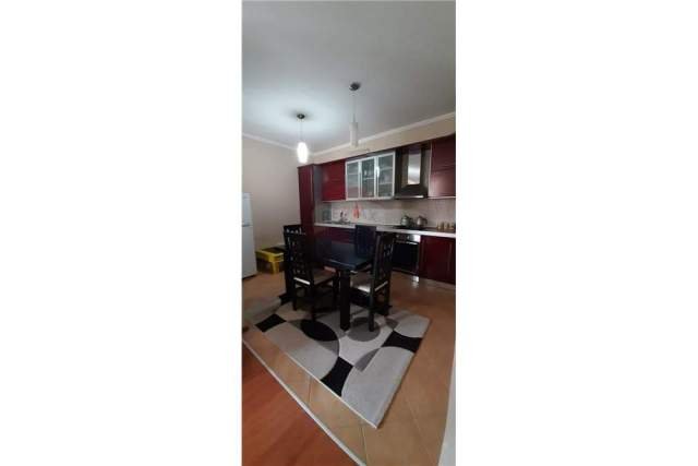 Tirane, jepet me qera apartament 2+1 Kati 6, 102 m² 450 Leke (Fresk)