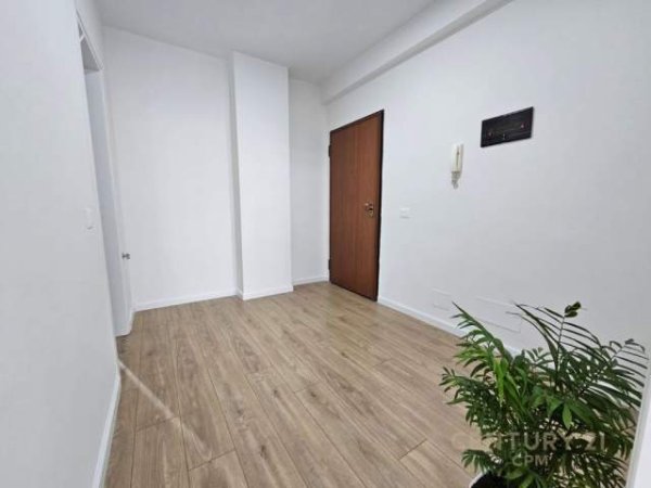 Tirane, shitet apartament 1+1+BLK Kati 2, 71 m² 147.000 Euro (Pazari i Ri)