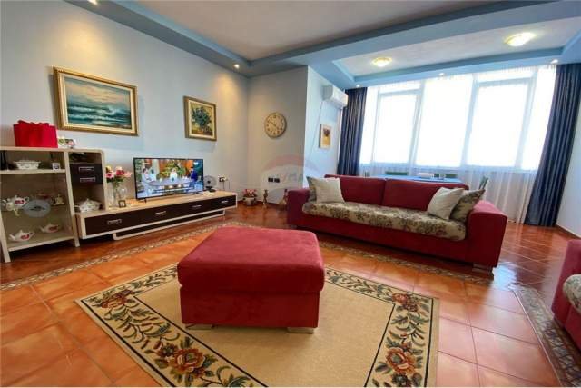 Tirane, shes apartament 2+1+BLK 117 m² 200.000 Euro (RRuga Fortuzi)