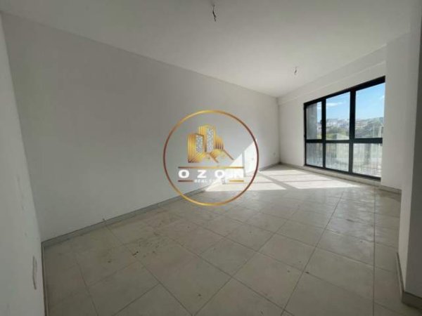 Jepet Me Qira Apartament 2+1 Te Oasis Residenc!