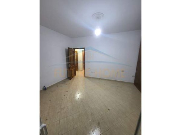 Tirane, shitet apartament 3+1+A+BLK Kati 3, 117 m² 195.000 Euro (rruga e kosovareve)