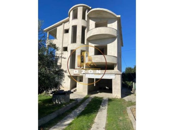 Qerret, shitet Vile 2+1+BLK Kati 1, 480 m² 330.000 Euro (Qerret)