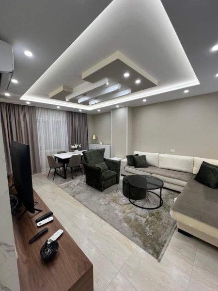 Tirane, jepet me qera apartament 2+1+BLK Kati 5, 110 m² 650 Euro (KOMPLEKSI SIMA-COM)