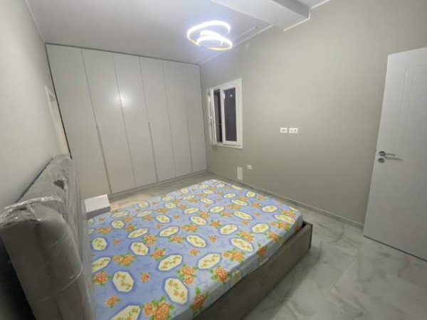 Tirane, jepet me qera shtepi 2+1+A+BLK Kati 1, 90 m² 1.000 Euro (Vilat Gjermane)