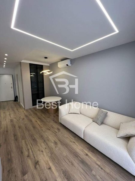 Tirane, jepet me qera apartament 1+1 Kati 1, 60 m² 700 Euro (Park Life Residence)