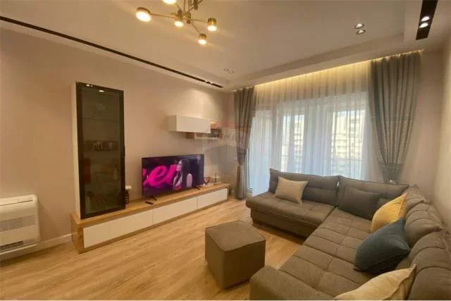 Tirane, qira apartament 1+1+BLK Kati 9, 77 m² 550 Euro