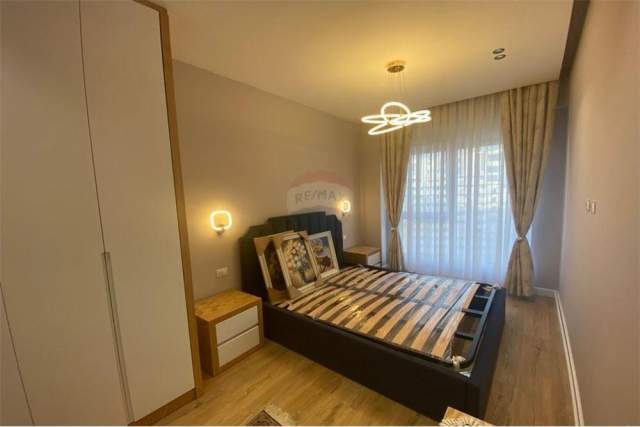 Tirane, jepet me qera apartament 1+1+BLK Kati 9, 77 m² 550 Euro (Kompleksi Kontakt)