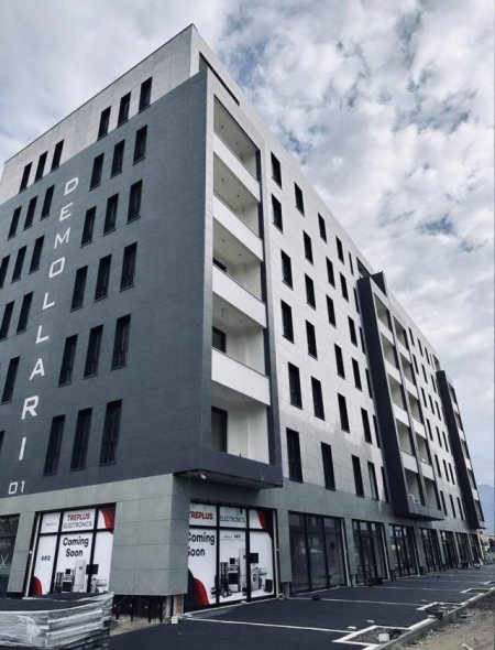 Tirane, shes apartament 1+1 Kati 3, 36 m² 60.000 Euro (Kamez)