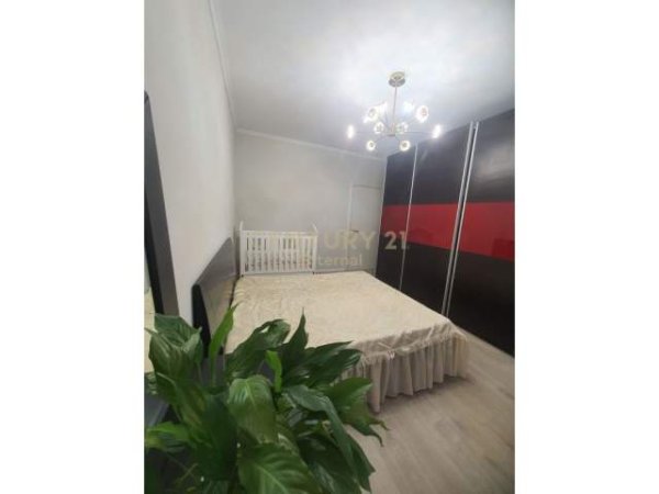 Tirane, jepet me qera apartament 2+1+BLK Kati 1, 106 m² 600 Euro