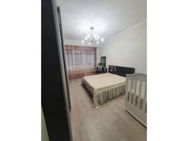 Tirane, jepet me qera apartament 2+1+BLK Kati 1, 106 m² 600 Euro (Liqeni i Thate)