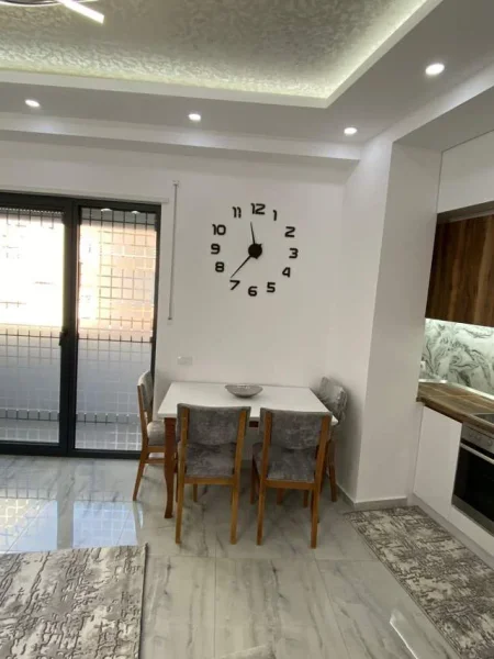 Tirane, jepet me qera apartament Kati 6, 82 m² 590 Euro (Astir)