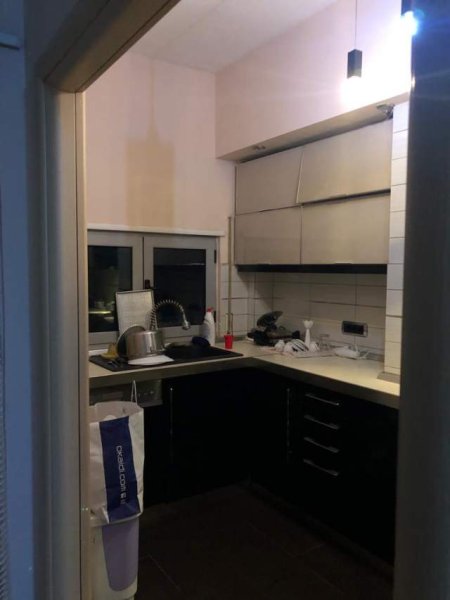 Tirane, jepet me qera apartament 3+1+A+BLK Kati 3, 146 m² 900 Euro (Tek Gjimnazi Ismail Qemali)