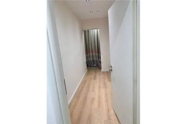 Tirane, shitet apartament 1+1 Kati 5, 68 m² 125.000 Euro (Rruga Myslym Shyri)