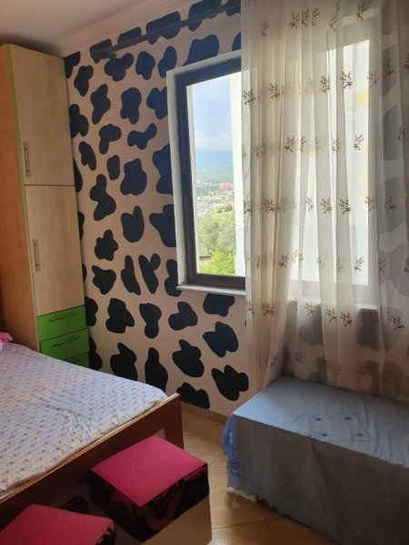 Tirane, shitet shtepi 2 Katshe Kati 2, 250 m² 125.000 Euro (Shkoze)