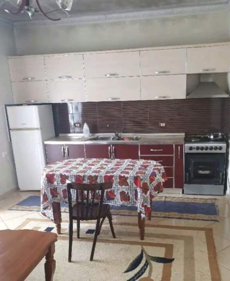 Tirane, shitet shtepi 2 Katshe Kati 2, 250 m² 125.000 Euro (Shkoze)