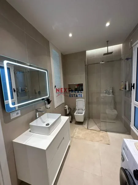 Orikum, shitet Penthouse Kati 11, 193 m² 370.000 Euro
