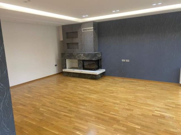 Tirane, jepet me qera apartament 4+1+A+BLK Kati 0, 320 m² 1.800 Euro (Liqeni i Thate)