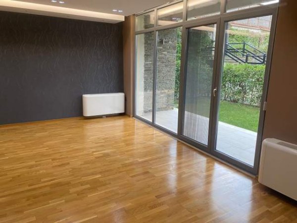 Tirane, jepet me qera apartament 4+1+A+BLK Kati 0, 320 m² 1.800 Euro (Liqeni i Thate)