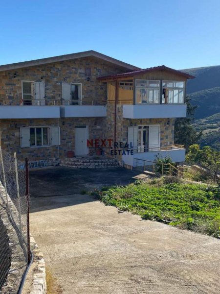 Vlore, shitet shtepi 3+1+A+BLK 210 m² 180.000 Euro (Mbas Kalase se Kanines, Vlore)