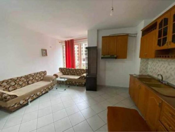 Tirane, jepet me qera apartament 2+1+BLK Kati 3, 80 m² 30.000 Leke (Rruga Azem Meshi, Yzberisht)