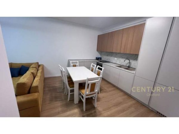 Tirane, Ofrojme per shitje apartament 3+1+2 me 2 ballkone ne Rezidencen Euro 3D ne Selite.