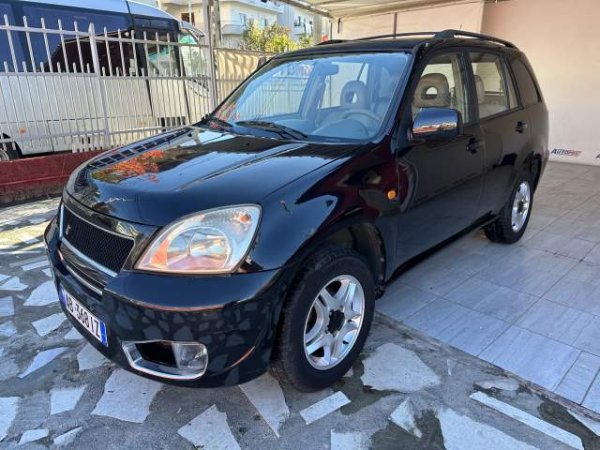 Tirane, shes xhip Jeep DR 5 Viti 2008, 3.000 Euro