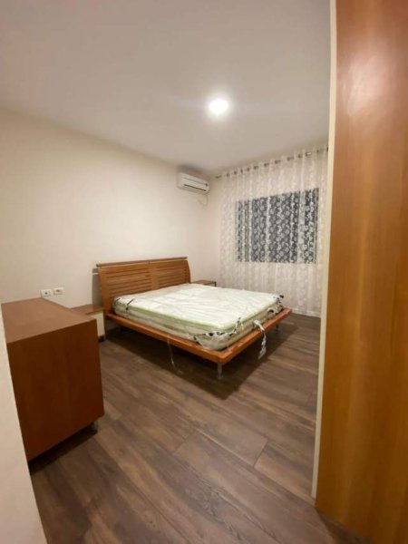 Tirane, Apartament #perShitje 2+1+BLK ( Fresku )