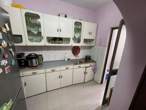 Tirane, ofert apartament Kati 5, 105 m² 120.000 Euro (21 Dhjetori)