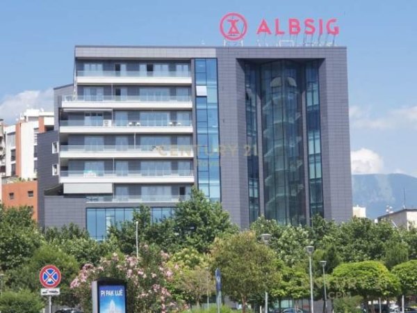 Tirane, shitet garazh Kati -2, 40 m² 60000 Euro (9kateshet)