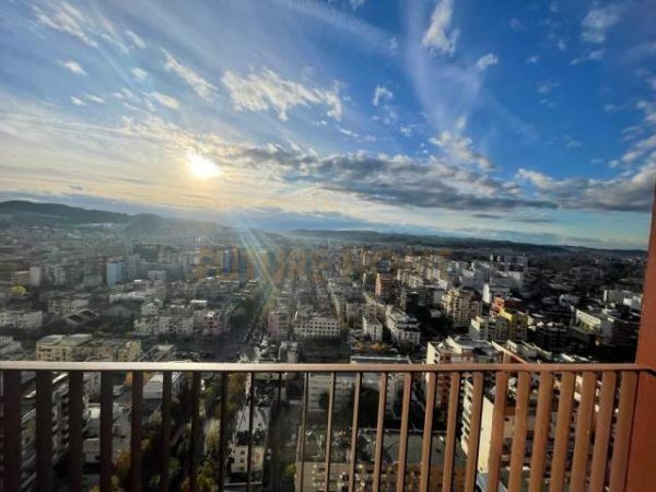 Tirane, jepet me qera apartament 2+1+BLK 110 m² 1.000 Euro (Rruga e Kavajes)