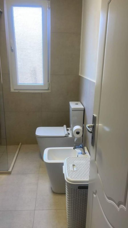 Tirane, jepet me qera apartament Kati 5, 60 m² 450 Euro (Shkolla e Baletit)