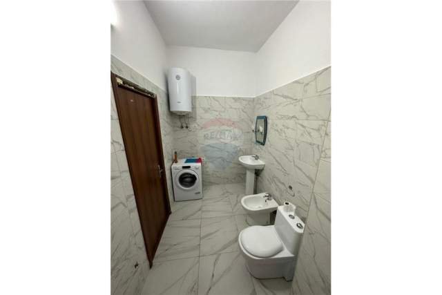 Tirane, jepet me qera apartament 2+1 Kati 1, 115 m² 450 Leke (Astir)