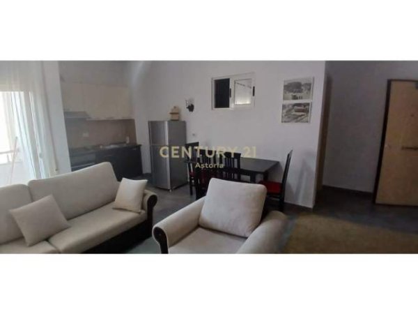 Tirane, jepet me qera apartament 1+1 Kati 4, 62 m² 330 Euro (Astir)