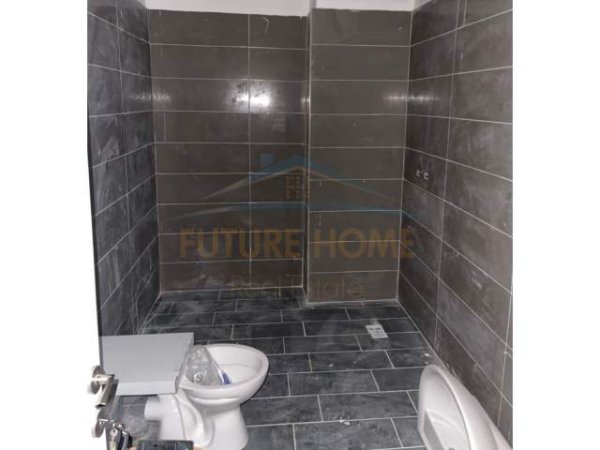 Tirane, shitet apartament 2+1 Kati 0, 60.000 Euro