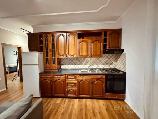 Tirane, jepet me qera apartament 2+1+BLK Kati 3, 90 m² 500 Euro (Kodra e Diellit)