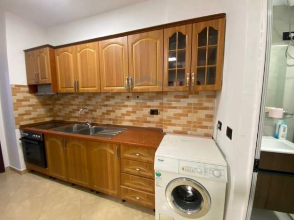 Tirane, shitet apartament 2+1 Kati 2, 94 m² 182.400 Euro (Blloku i ambasadave)