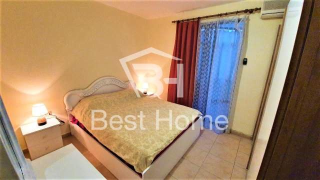 Tirane, jepet me qera apartament 1+1+BLK Kati 4, 75 m² 400 Euro (Bllok, prane Argjendari Pirro dhe Izzy Living)