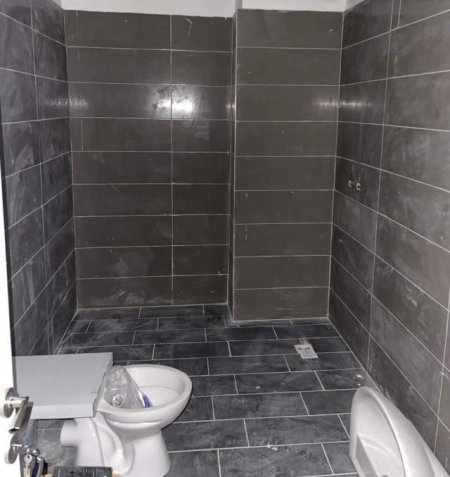 Tirane, shitet apartament 3+1 Kati 3, 84 m² 60.000 Euro (Todi Shkurti)