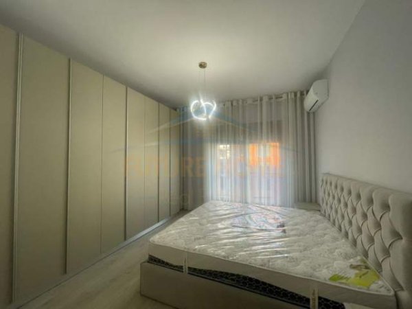 Tirane, jepet me qera apartament 2+1+BLK Kati 4, 119 m² 1.000 Euro (Kompleksi Deliorgji)
