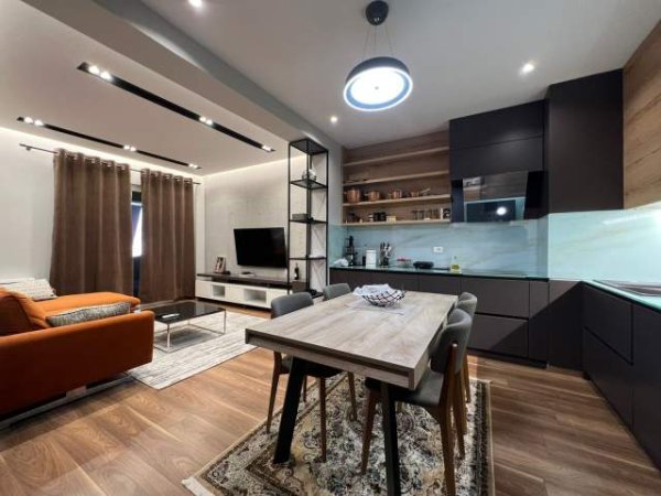 Tirane, jepet me qera apartament 2+1+BLK Kati 6, 90 m² 700 Euro (Rruga Bedri Karapici)