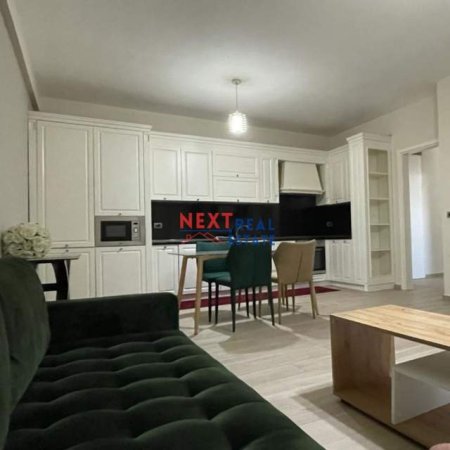 Vlore, shitet apartament 1+1+BLK Kati 7, 83 m² 124.500 Euro (Bulevardi Ismail Qemali)