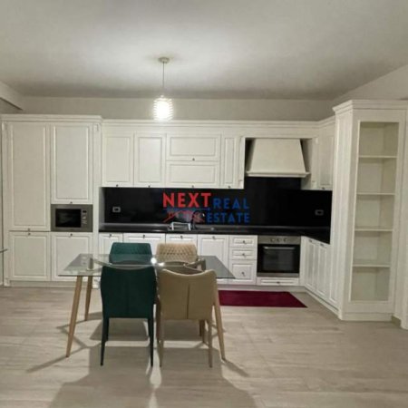 Vlore, shitet apartament 1+1+BLK Kati 7, 83 m² 124.500 Euro (Bulevardi Ismail Qemali)