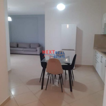 Vlore, shitet apartament 2+1+BLK Kati 8, 83 m² 124.500 Euro (Bulevardi Ismail Qemali)