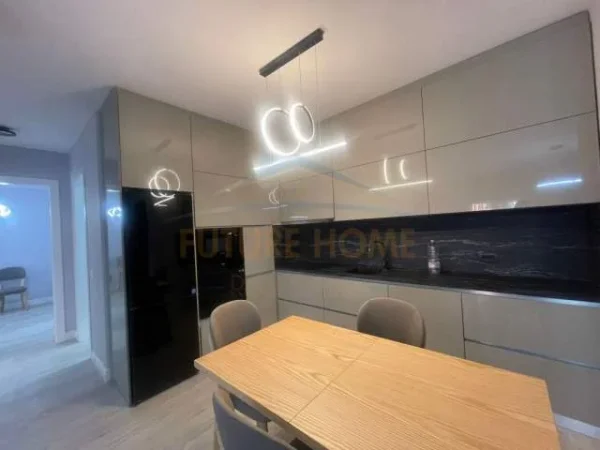 Tirane, jepet me qera apartament 2+1+A+BLK Kati 4, 120 m² 1.200 Euro (Rruga e Kavajes)