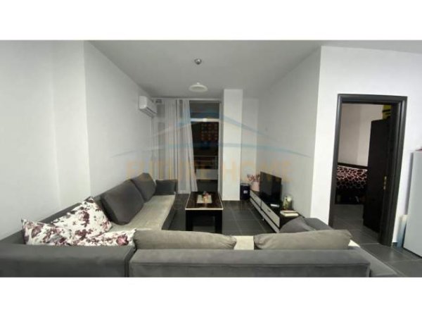 Tirane, shitet apartament 1+1 Kati 7, 67 m² 75.000 Euro (UNAZA E RE)