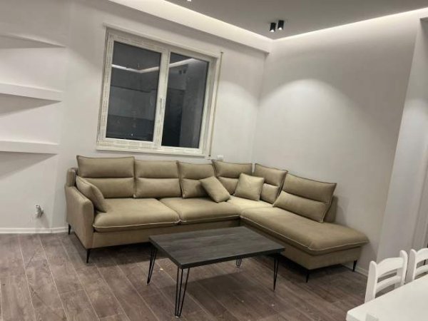 Tirane, jepet me qera apartament 2+1+BLK Kati 3, 138 m² 500 Euro (Xhanfize Keko)