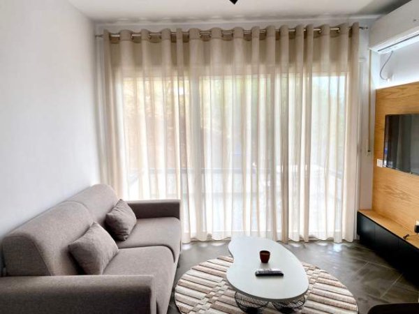 Vlore, shitet apartament 1+1 63 m²  (Uje i Ftohte)