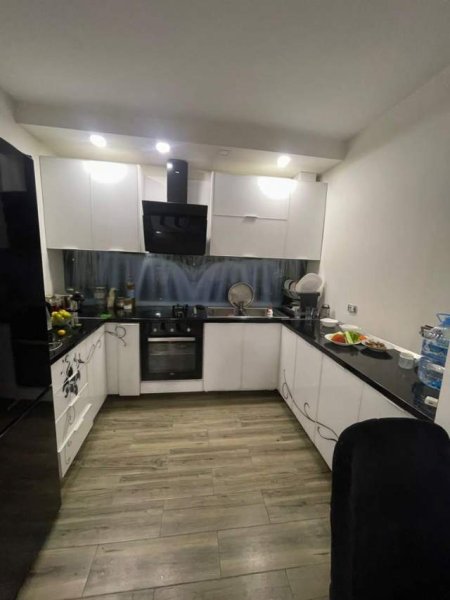 Tirane, shes apartament 1+1+BLK Kati 0, 70 m² 83.000 Euro (Kongresi Manastirit)